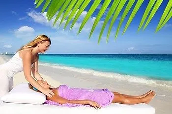 Lägenhet Studio With Modern Amenities, Walk-In Shower, Jacuzzi, Beach, And Pool, (Adults Only) San Juan