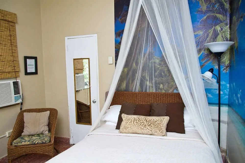 Studio With Modern Amenities, Walk-In Shower, Jacuzzi, Beach, And Pool, (Adults Only) San Juan
