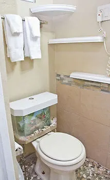 Studio With Modern Amenities, Walk-In Shower, Jacuzzi, Beach, And Pool, (Adults Only) San Juan Puerto Rico